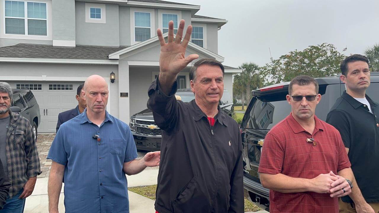 Jair Bolsonaro recebeu apoiadores nos EUA