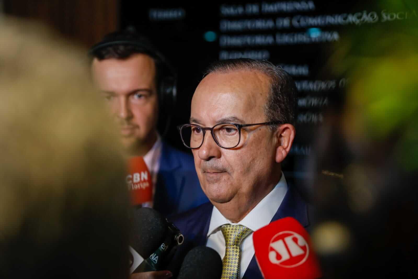 Jorginho Mello será empossado neste domingo (1º) na Alesc