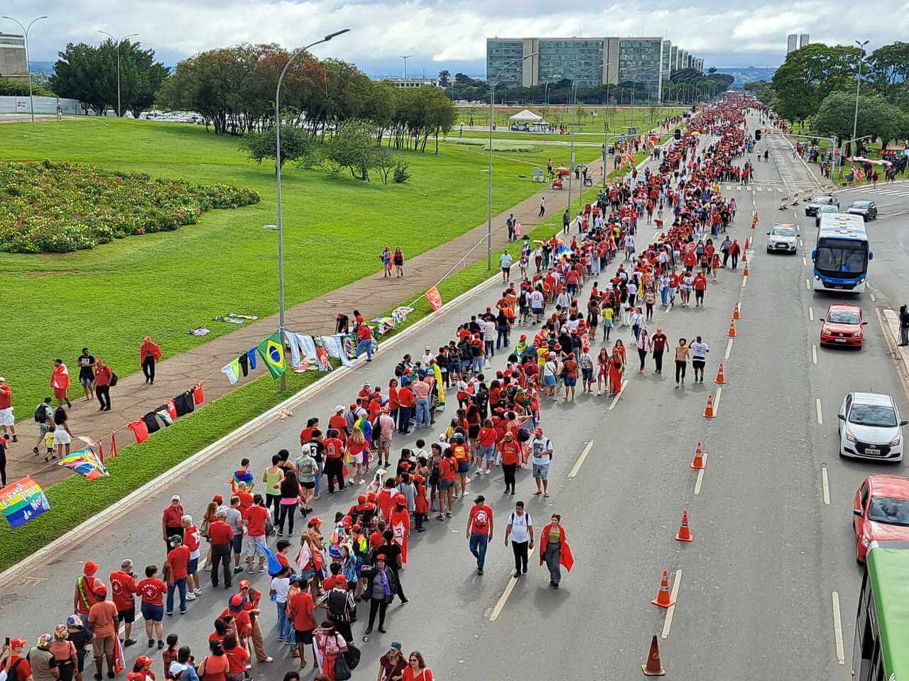 movimento-lulistas-brasilia-posse-lula-1