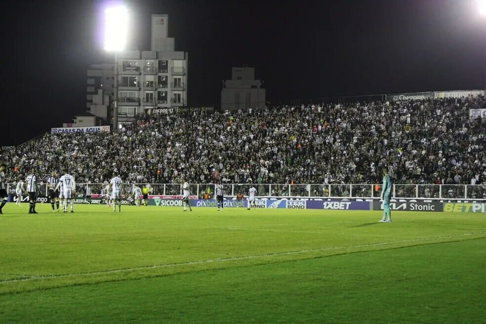 Estádio Orlando Scarpelli, em Florianópolis