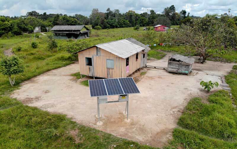 Um ponto positivo é que, com a chegada da energia elétrica na região, não há mais necessidade de as pessoas abandonarem o local em que vivem para buscarem melhores condições de vida