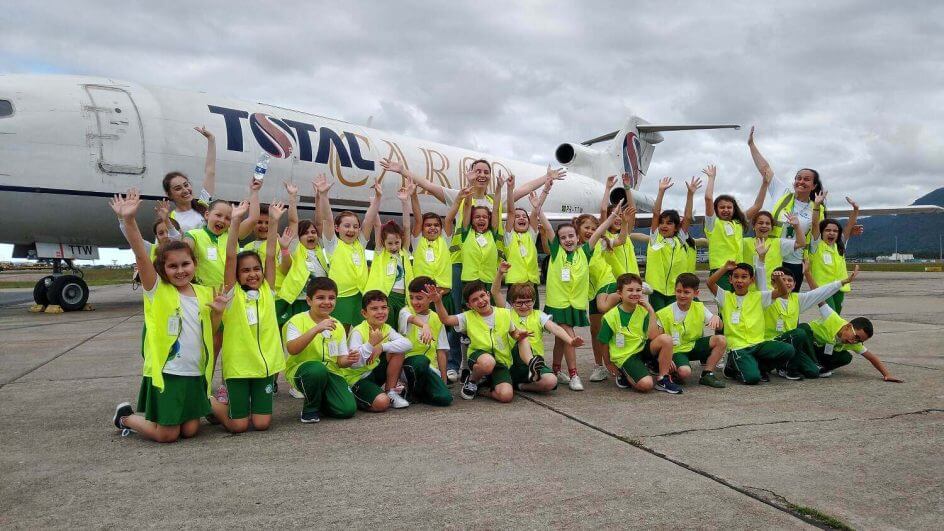 Durante todo o trajeto, os participantes são acompanhados pelos profissionais autorizados do aeroporto