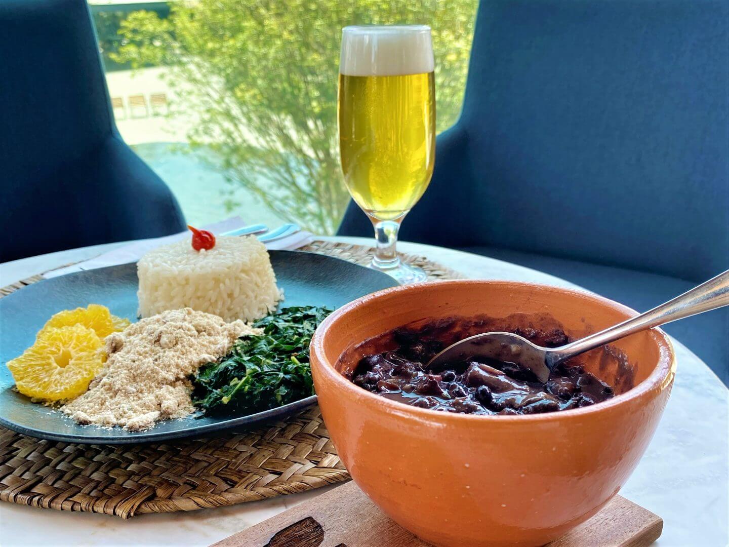 Restaurante de Florianópolis oferece feijoada conceitual no sábado de Carnaval.