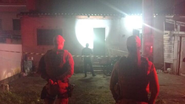 PM foi ao local do crime nesta madrugada