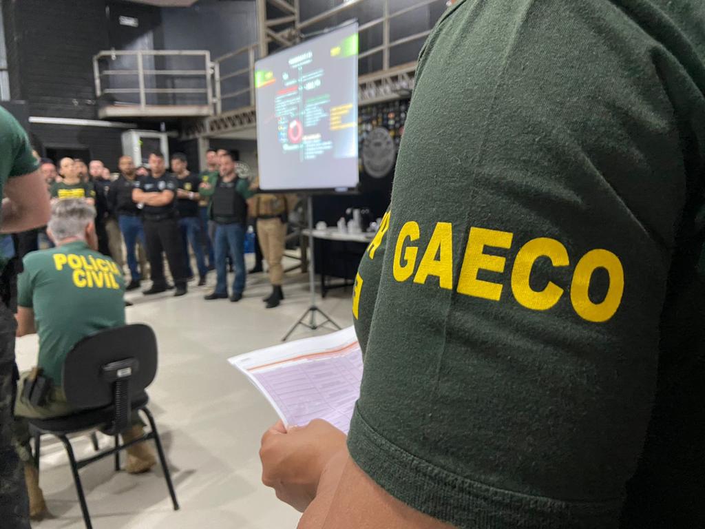 Operação é realizada em dez estados