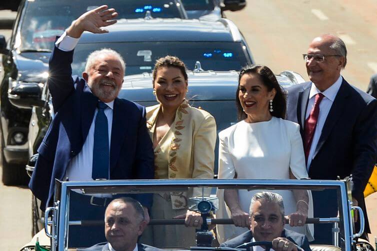 Ministro disse que homem treinava tiros em longa distância