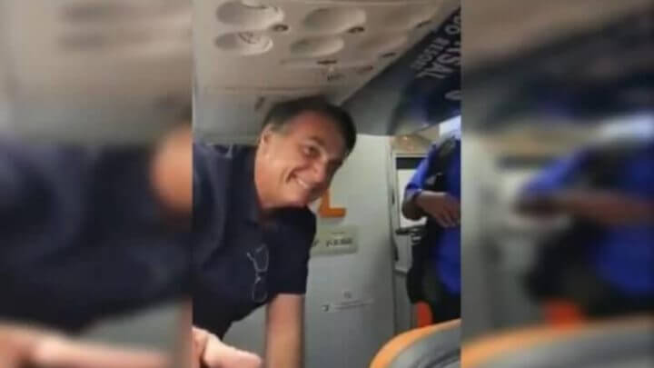 bolsonaro em voo