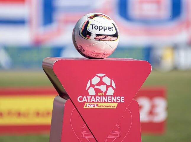 Disputa vai ocorrer em dois jogos (Foto: Léo Piva/Avaí)