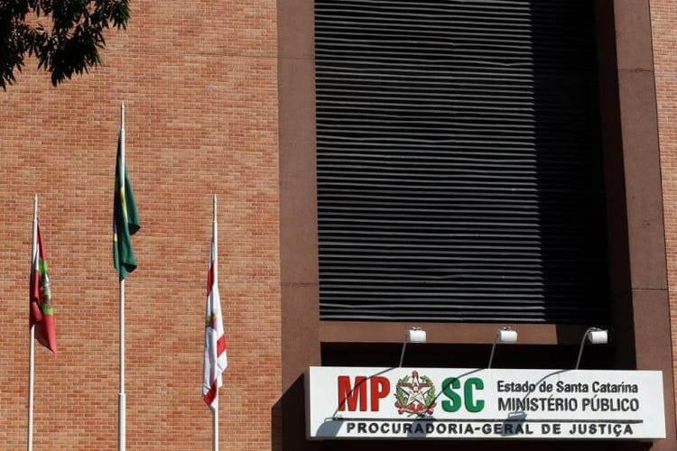 Votação encerra às 18h desta sexta-feira (3)