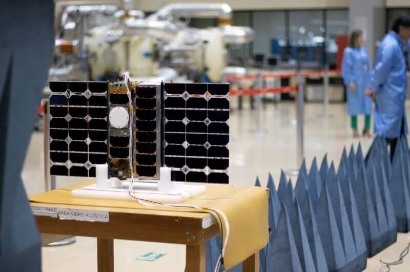 Nanossatélite criado pela indústria brasileira foi lançado neste sábado (Foto: Visiona, Divulgação)