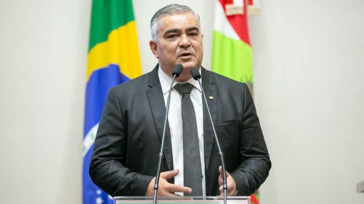 Deputado Sargento Lima é pré-candidato a prefeito
