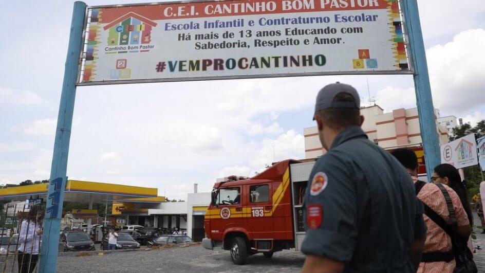 Ataque a creche em Blumenau deixa quatro crianças mortas