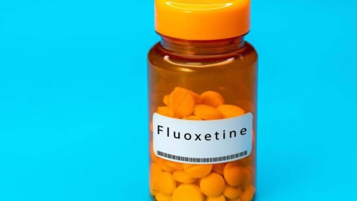 Frasco com comprimidos de fluoxetina