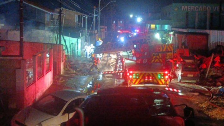 Apesar do susto, não houve feridos (Foto: Corpo de Bombeiros Militar/Divulgação)