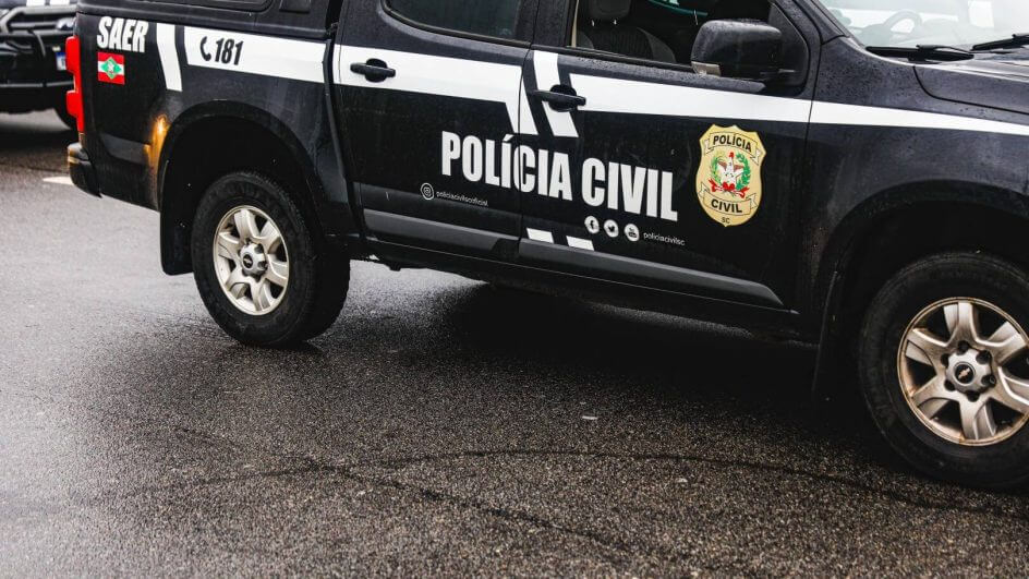 Uma pessoa foi presa por suspeita no crime (Foto: Polícia Civil/Divulgação)
