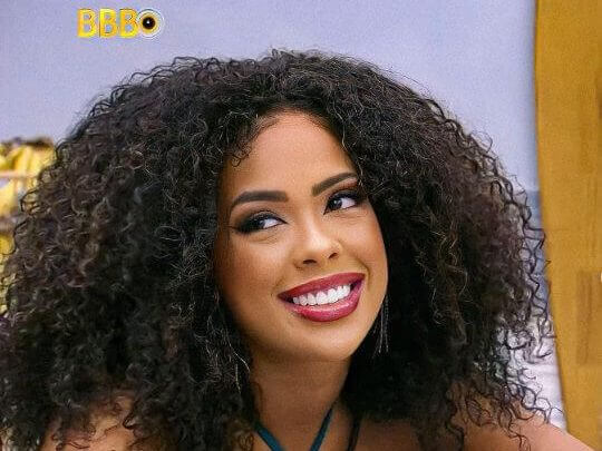 Marvvila é uma das emparedadas (Foto: Globo)