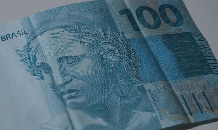 dinheiro nota cem reais