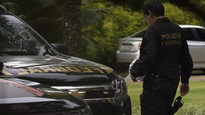 Polícia Federal ouve servidores por suposto envolvimento nos ataques em Brasília