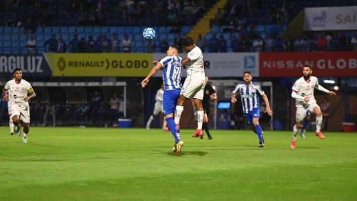 Gol do Avaí foi marcado por Waguinho