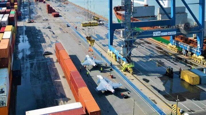 Aeronaves Gripen desembarcam em Navegantes