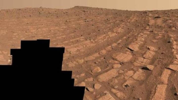 Imagens do solo de Marte com curvas obtidas pela Nasa