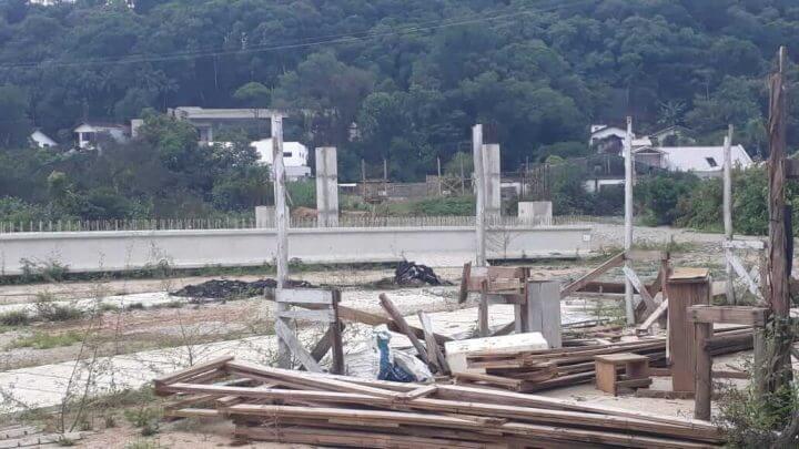 Obras na ponte da Aubé estão paralisadas desde fevereiro