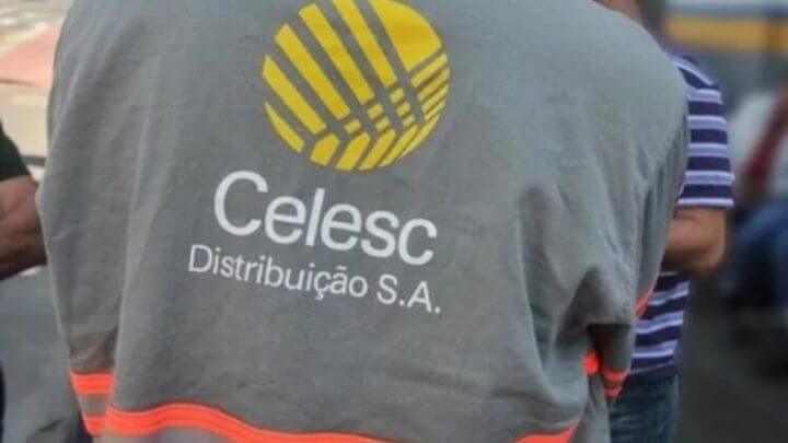 Suspeito usava uniforme e crachá da Celesc