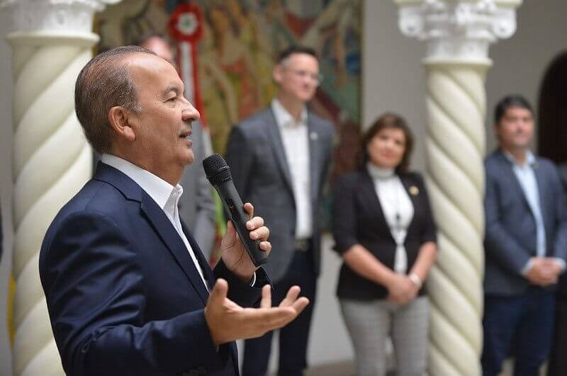 Governador Jorginho Mello