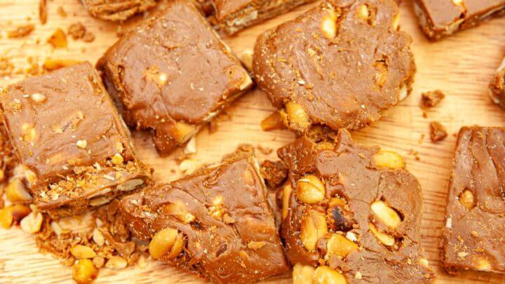 Pedaços de pé-de-moleque