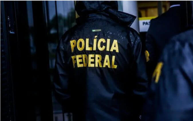 Mandados são cumpridos na casa do desembargador