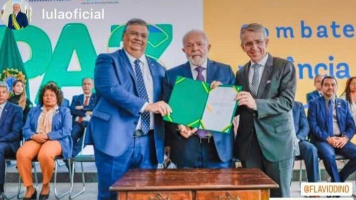 Flavio DIno, Lula e Hildebrandt